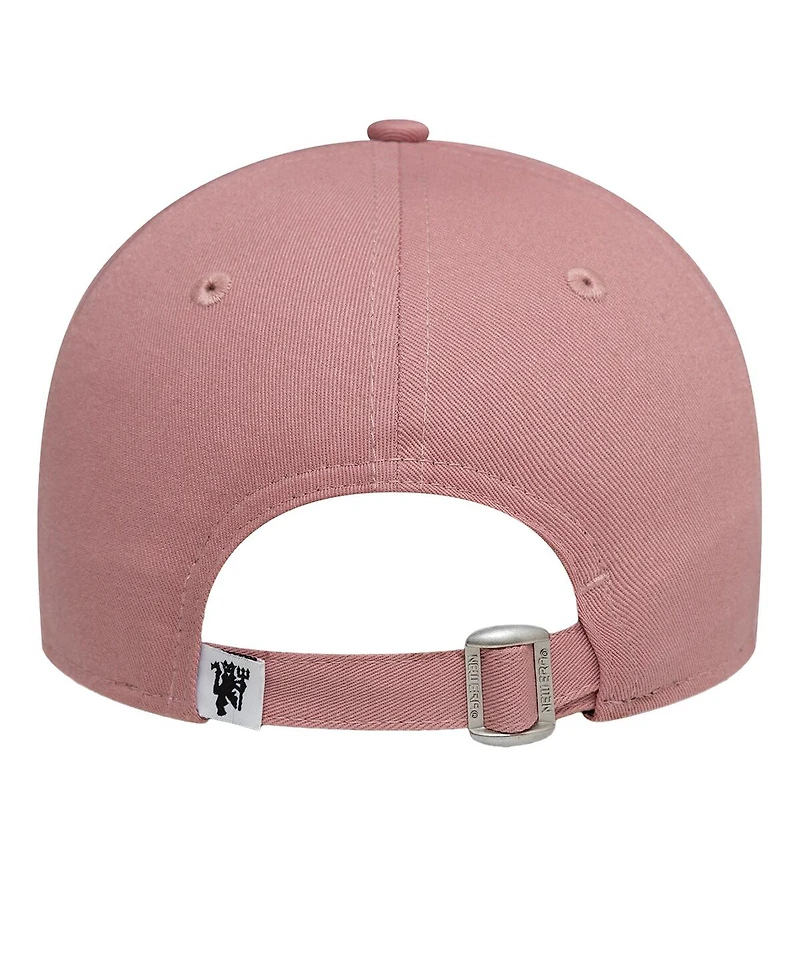 New Era Women's Pink Manchester United Seasonal 9FORTY Adjustable Hat
