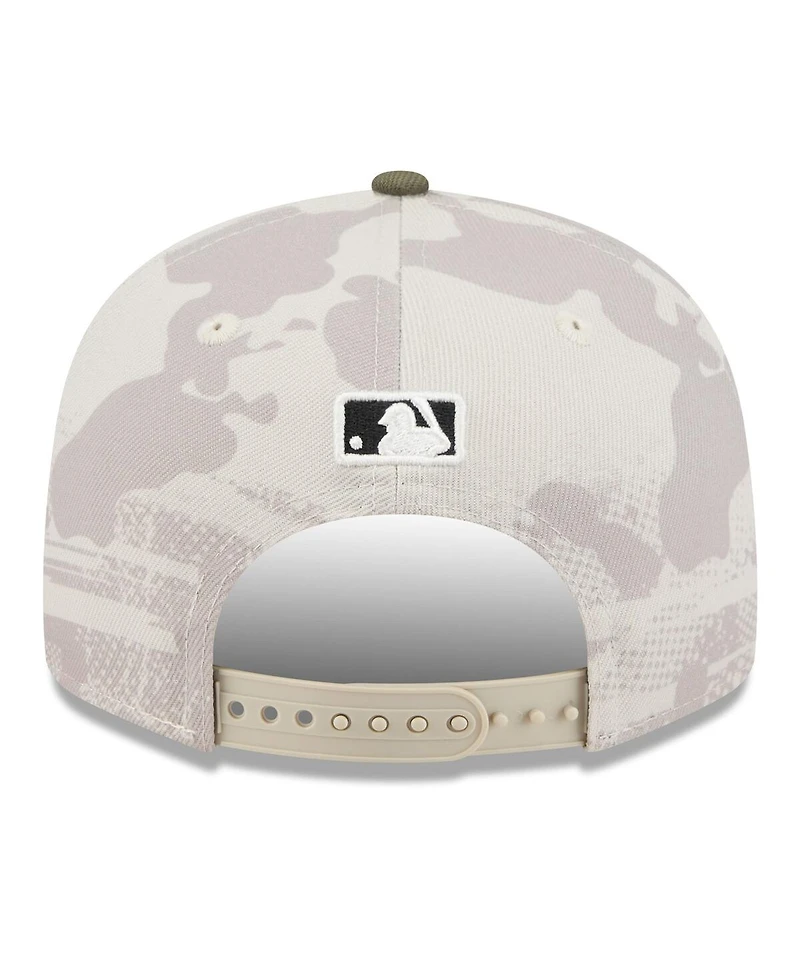 New Era Men's Light Beige/Olive San Francisco Giants 2025 Armed Forces Day Split Panel 9FIFTY Snapback Hat