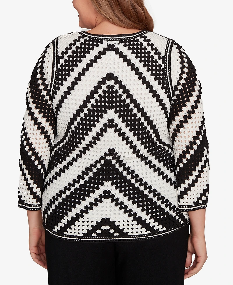 Alfred Dunner Plus Santa Barbara Chevron Crochet Bell Sleeve Top