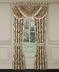 J Queen New York Gold Coast Window Collection