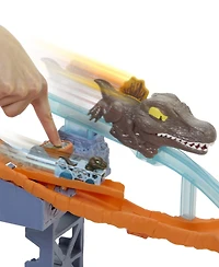 Hot Wheels RacerVerse Jurassic World Crash & Splash Track Set & Die-Cast Dinosaur Toy Car