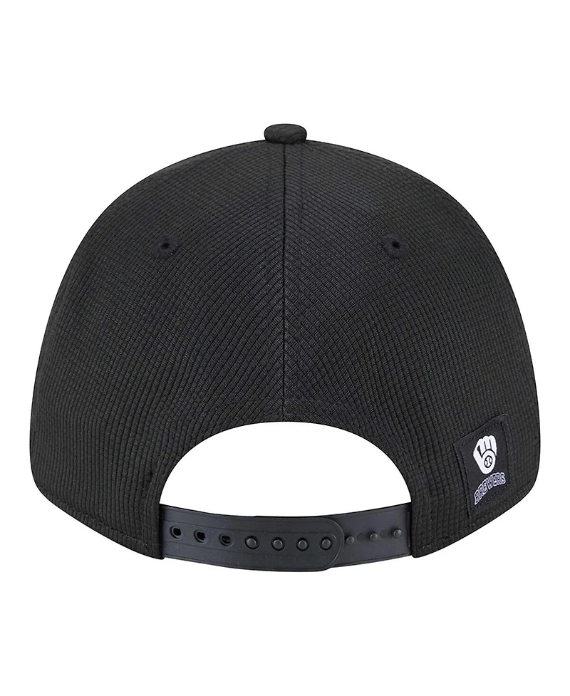 New Era Men's Black Milwaukee Brewers Pivot 9FORTY Adjustable Hat