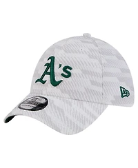 New Era Men's White Athletics Graded 39THIRTY Flex Hat