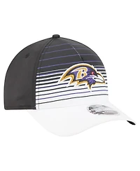 New Era Men's White/Black Baltimore Ravens Adventure Gradient 9FORTY M-Crown A-Frame Adjustable Hat