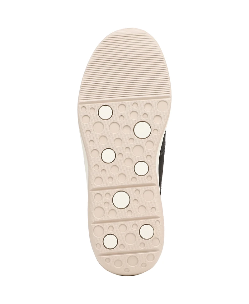 LifeStride Women's Teamplayer Washable Round Toe Slip On Sneakers