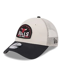 New Era Men's Khaki/Black Chicago Bulls Throwback Patch Trucker 9FORTY Adjustable Hat