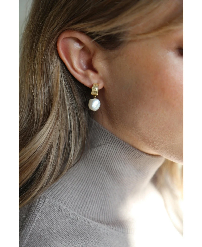 Freshwater Pearl Earrings