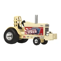 Ertl Chase Unit 1/64 International 1066 "Sixty-Sixer" Vintage Pulling Tractor