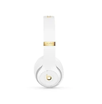 Beats Studio 3 Wireless Over-Ear Noise Cancelling Headphones with Usb C Wall Adapter Charger - Matte White - MX3Y2LL/A