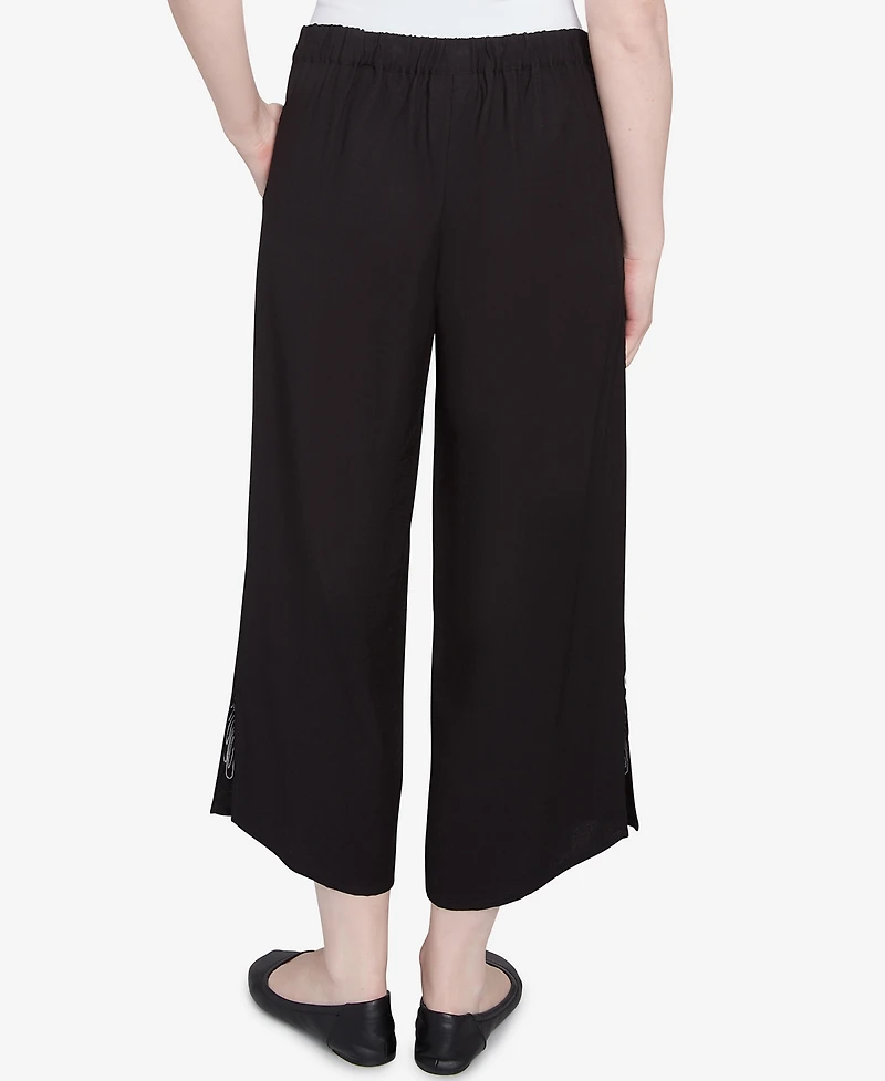 Ruby Rd. Petite Soft Tropical Fern Embroidered Capri Pants