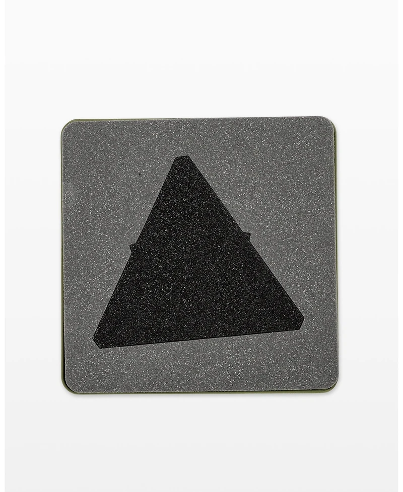 Accuquilt Go! Equilateral Triangle-4 1/2" Sides (4 1/4" Finished) Die