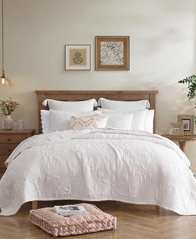 Peri Home Medallion Floral 3-Pc. Quilt Set, King