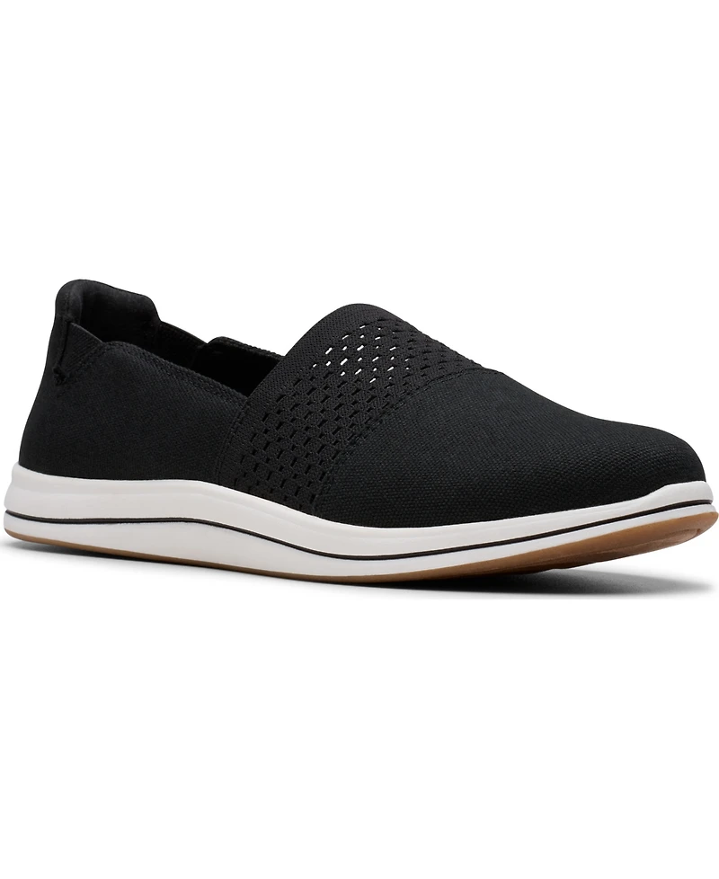 Clarks Women's Cloud Steppers Breeze Vibe Flat Shoes