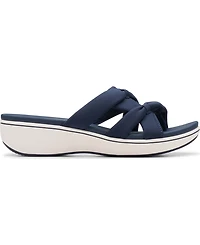 Clarks Cloudsteppers Women's Breeze Rae Cam Slip-On Flat Sandals