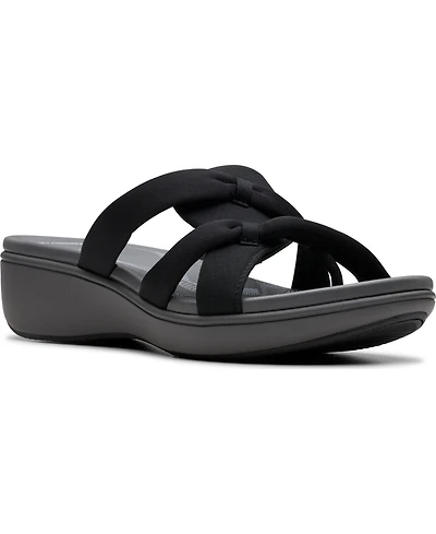Clarks Cloudsteppers Women's Breeze Rae Cam Slip-On Flat Sandals