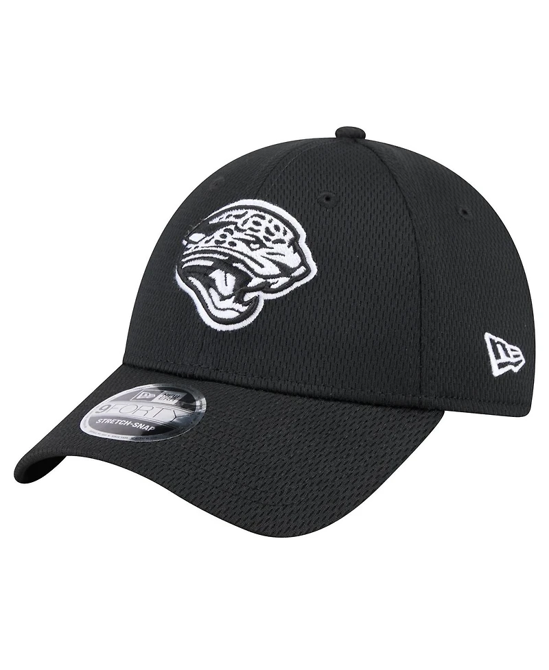New Era Men's Black Jacksonville Jaguars Main B-Dub 9FORTY Adjustable Hat