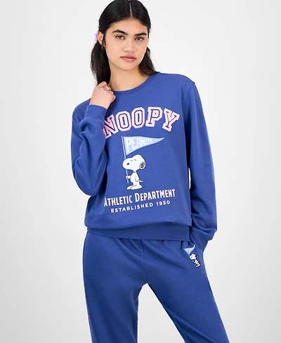 Love Tribe Juniors' Sporty Snoopy Crewneck Sweatshirt