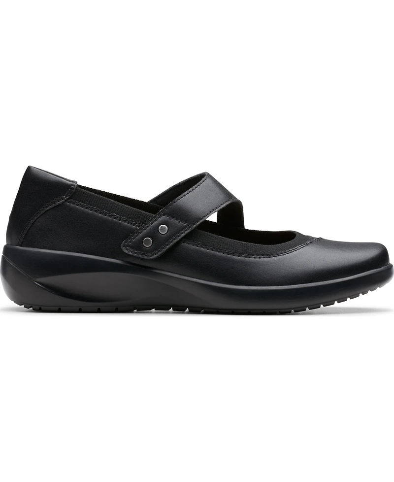 Clarks Women's Kaetlyn Jane Round Toe Flats