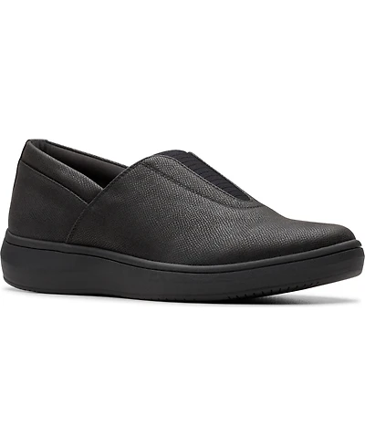 Clarks Women's Cloudsteppers Breeze Sky Ria Round Toe Shoes