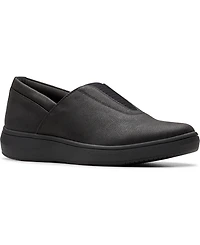 Clarks Women's Cloudsteppers Breeze Sky Ria Round Toe Shoes