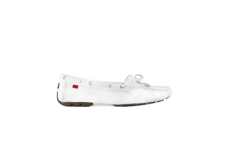 Marc Joseph New York Womens Cypress Hill Tiebow Driver Loafer