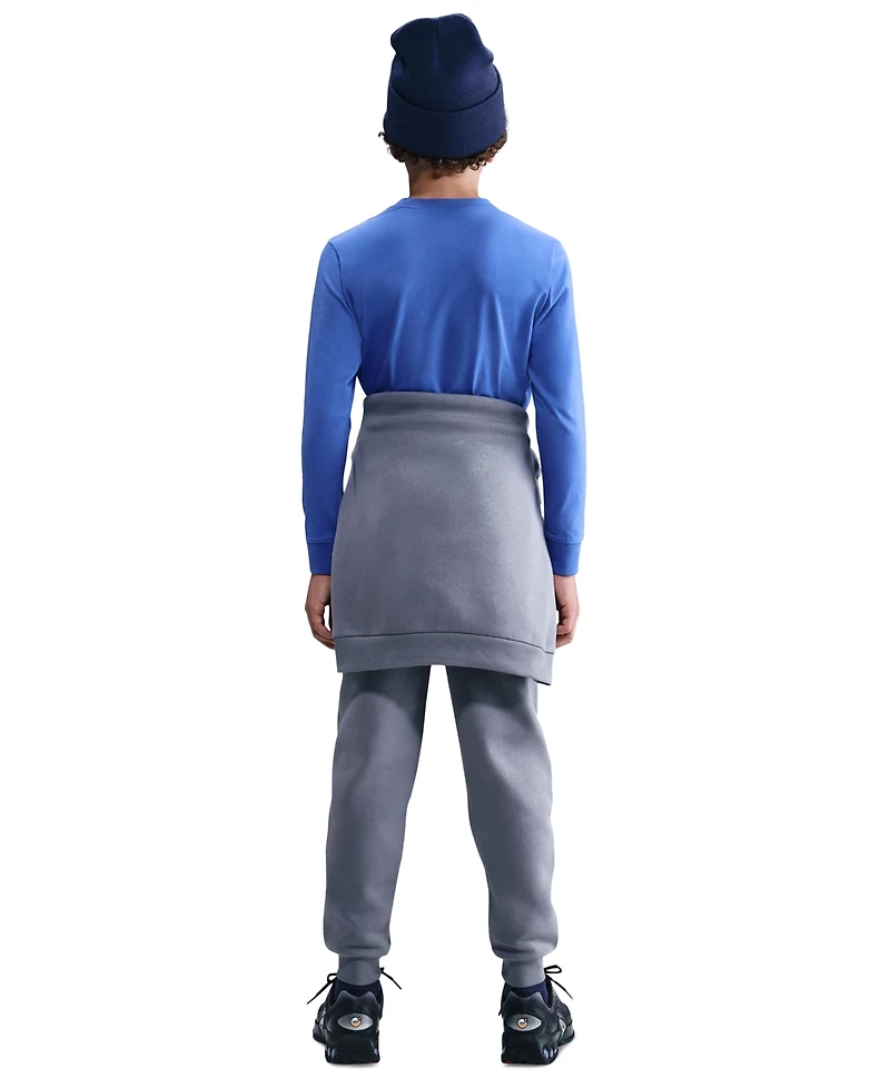 Nike Big Kids Sportswear Logo Embroidered Long-Sleeve T-Shirt