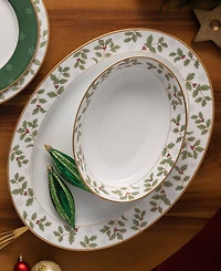 Noritake Holly & Berry Gold Oval Platter