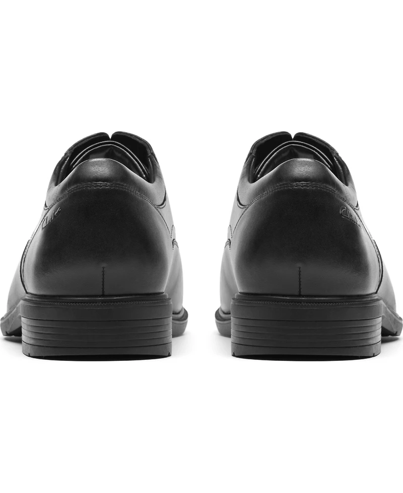 Clarks Men's Steadwell Lace Up Dress Shoe