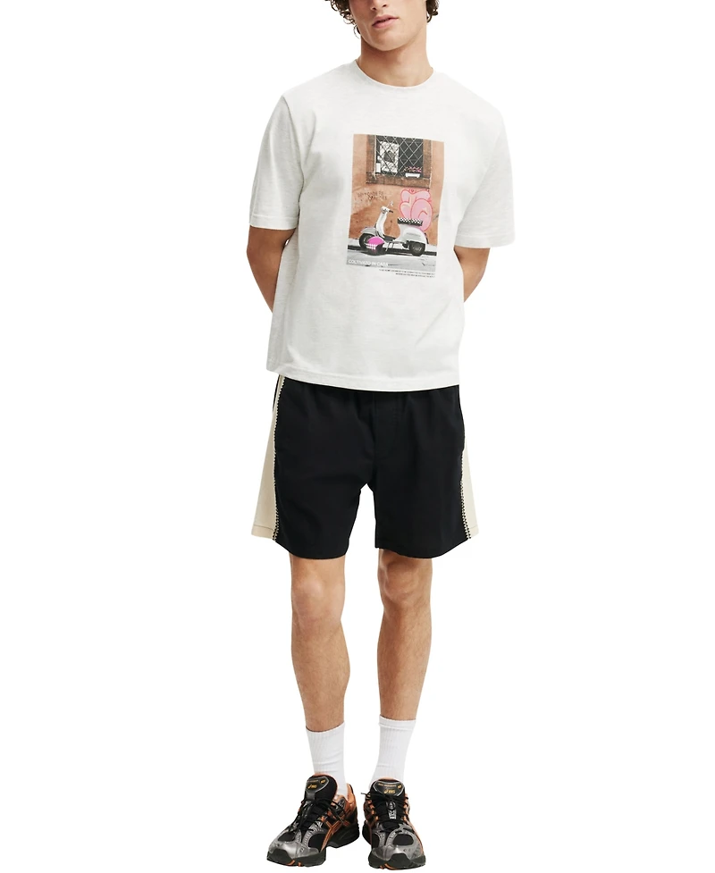 Cotton On Men's Cropped Fit Graphic T-Shirt