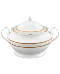 Lorren Home Trends Amelia Porcelain Tureen with Lid