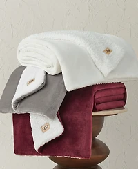 Ugg Avery Reversible Lightweight Throw, 50" x 70"