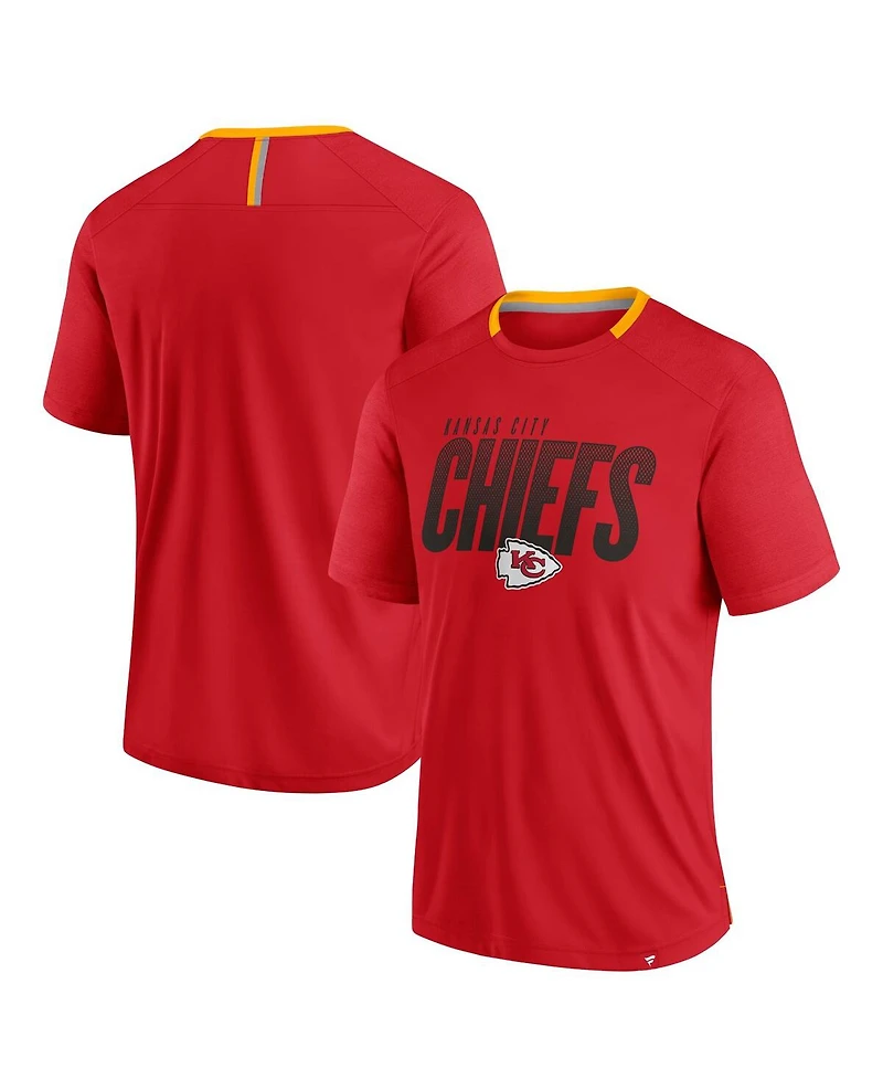 Fanatics Men's Red Kansas City Chiefs Defender Fade Slant T-Shirt