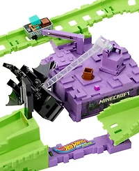 Hot Wheels RacerVerse Minecraft Track Set and Die-Cast Diamond Armor Steve