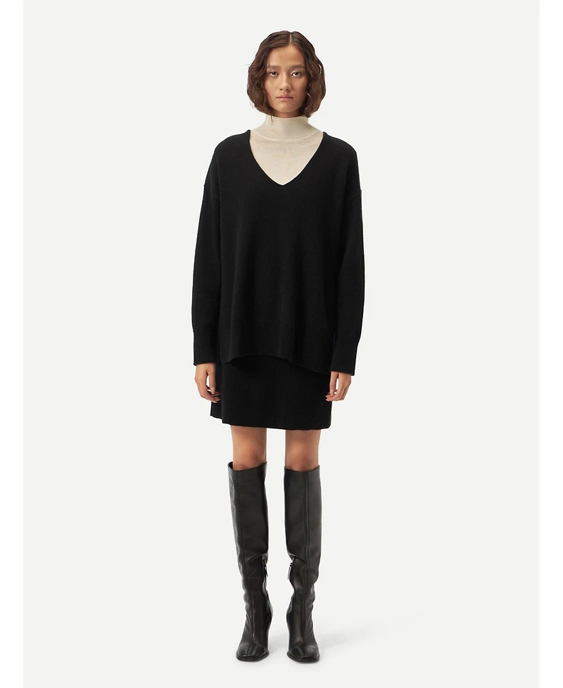 Gobi Cashmere Women's Relaxed-Fit V-Neck Sweater