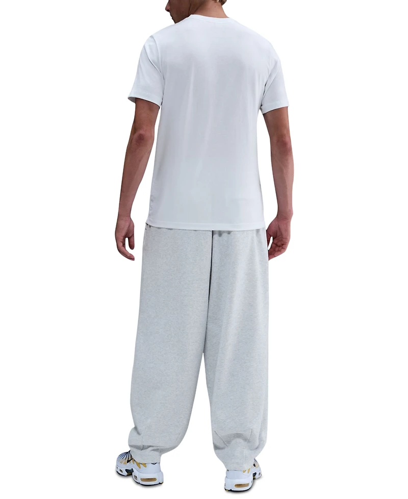 Nike Men's Sportswear Graphic T-Shirt