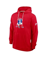 Nike Men's Red New England Patriots Sideline Offensive Set Play Performance Pullover Hoodie
