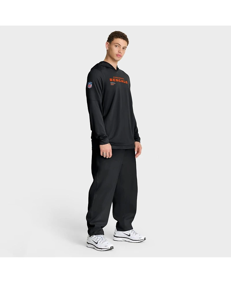 Nike Men's Black Cincinnati Bengals Sideline Pure Fury Performance Long Sleeve Hoodie T-Shirt