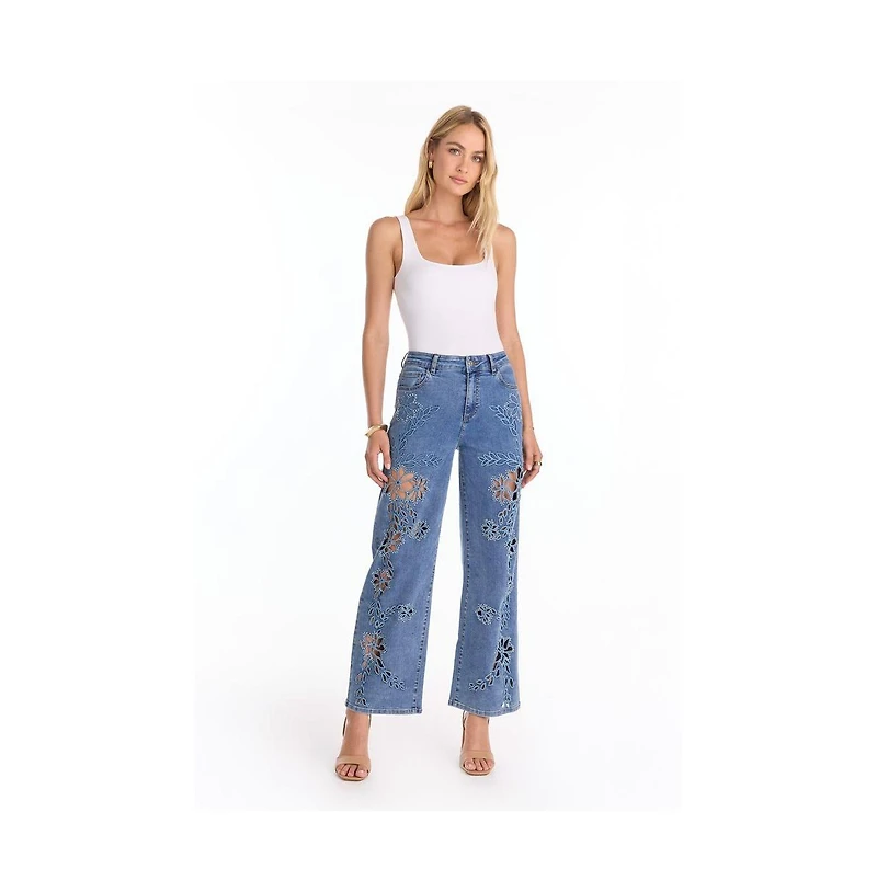 The Noli Shop Womens Zenya Crystal High Rise Jean - Medium Blue