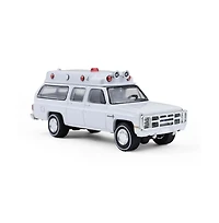 Greenlight Collectibles 1/64 1983 Chevrolet Suburban K20 Custom Deluxe Ambulance Plain White Hobby