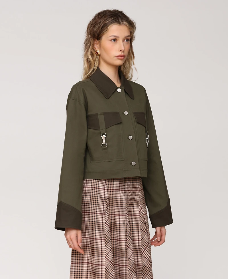 Avec Les Filles Women's Oversized Combo and Clasp Pockets Cropped Trucker Jacket