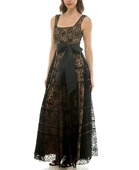 Taylor Women's Scoop Neck Tiered Dress