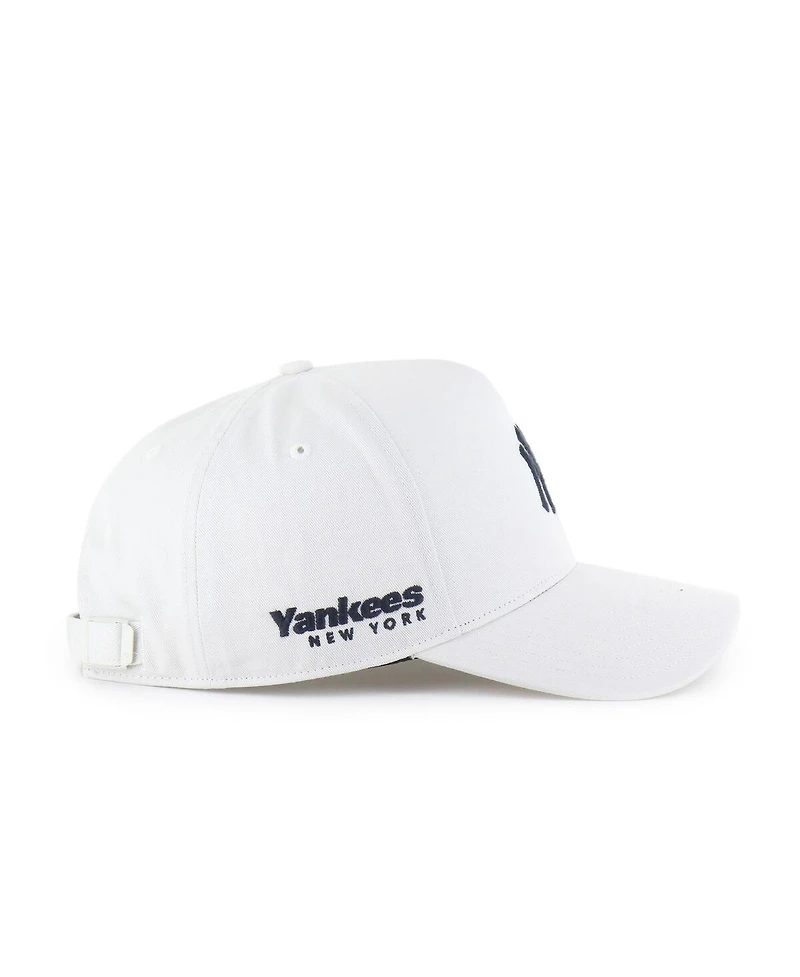 '47 Brand Men's White New York Yankees Foundational Pinch Offside Adjustable Hat