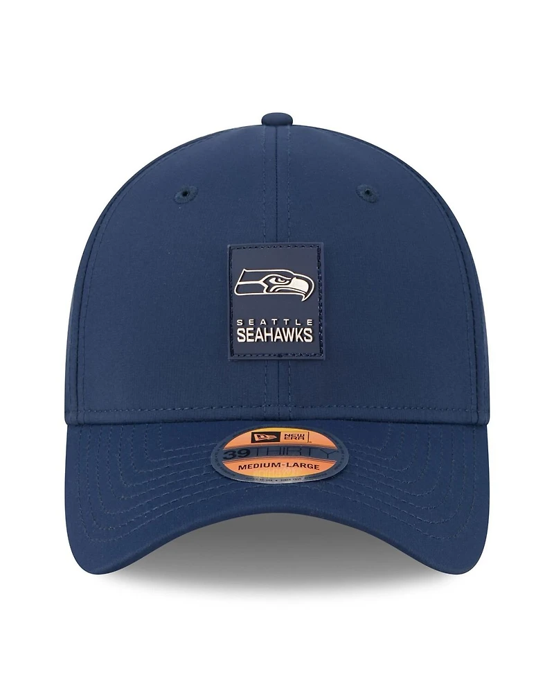 New Era Men's College Navy Seattle Seahawks 2025 Sideline 39THIRTY Flex Hat