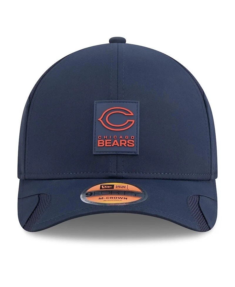 New Era Men's Navy Chicago Bears 2025 Sideline M-crown 9FORTY Adjustable Hat