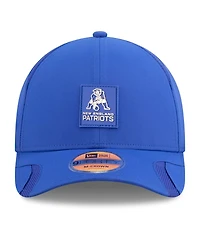 New Era Men's Royal New England Patriots 2025 Sideline Throwback M-crown 9FORTY Adjustable Hat