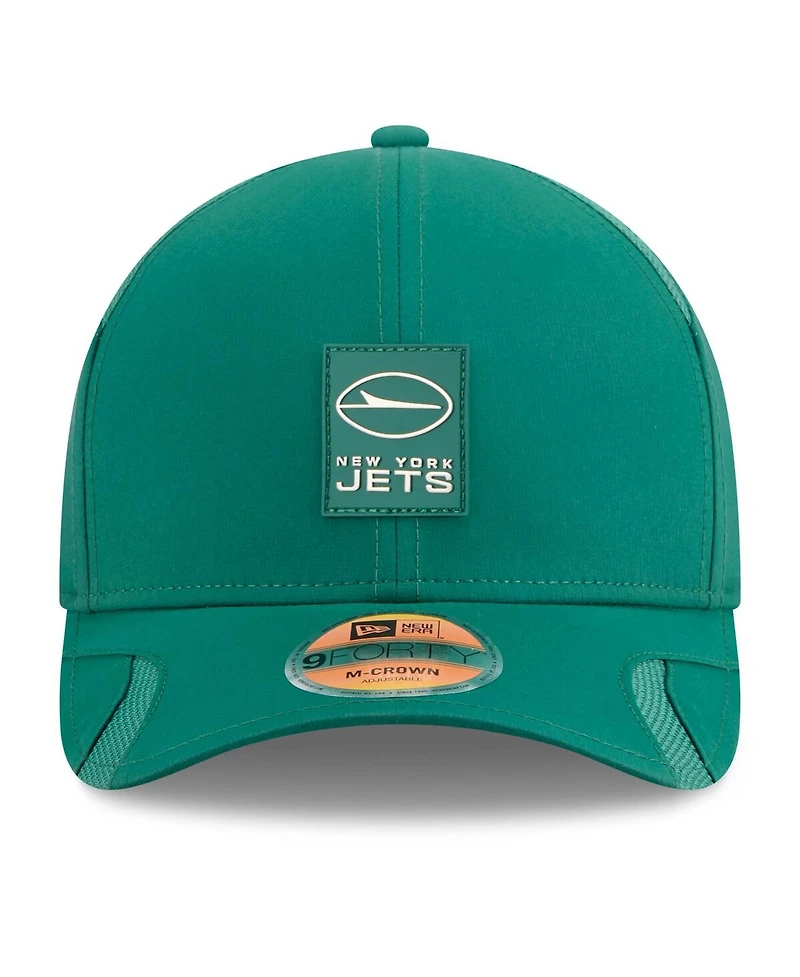 New Era Men's Green New York Jets 2025 Sideline M-Crown 9FORTY Adjustable Hat