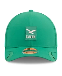 New Era Men's Kelly Green Philadelphia Eagles 2025 Sideline Throwback M-crown 9FORTY Adjustable Hat
