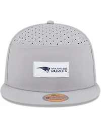 New Era Men's Gray New England Patriots 2025 Sideline Split Panel 9FIFTY Snapback Hat