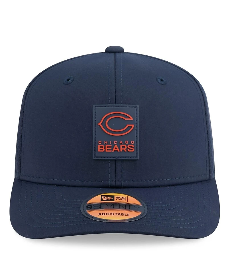 New Era Men's Navy Chicago Bears 2025 Sideline 9SEVENTY Trucker Adjustable Hat