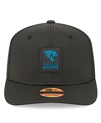 New Era Men's Black Jacksonville Jaguars 2025 Sideline 9SEVENTY Trucker Adjustable Hat